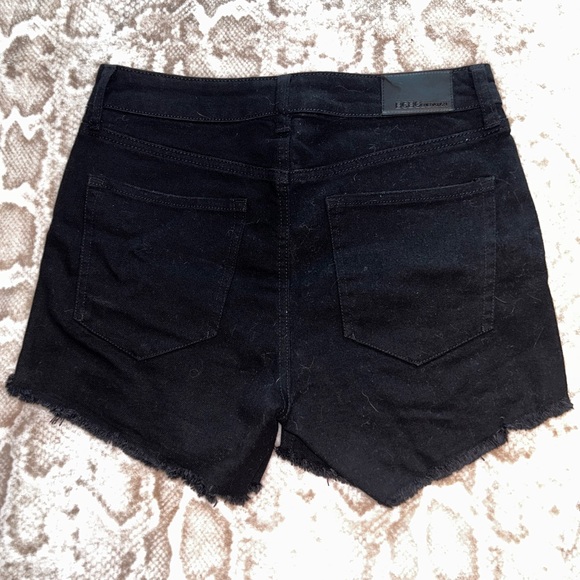 BCBGeneration distressed shorts - Picture 2 of 3